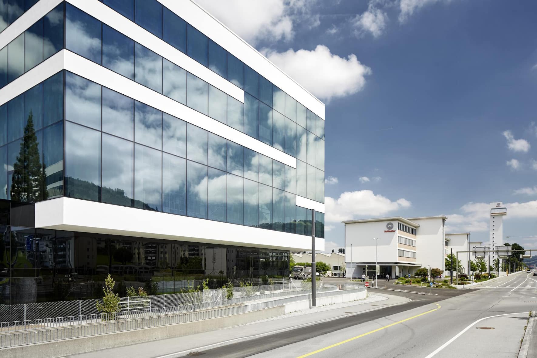 Schindler ist einer von wenigen börsenkotierten Luzerner Konzernen, mit Hauptsitz in ­Ebikon vor den Toren der Leuchtenstadt.