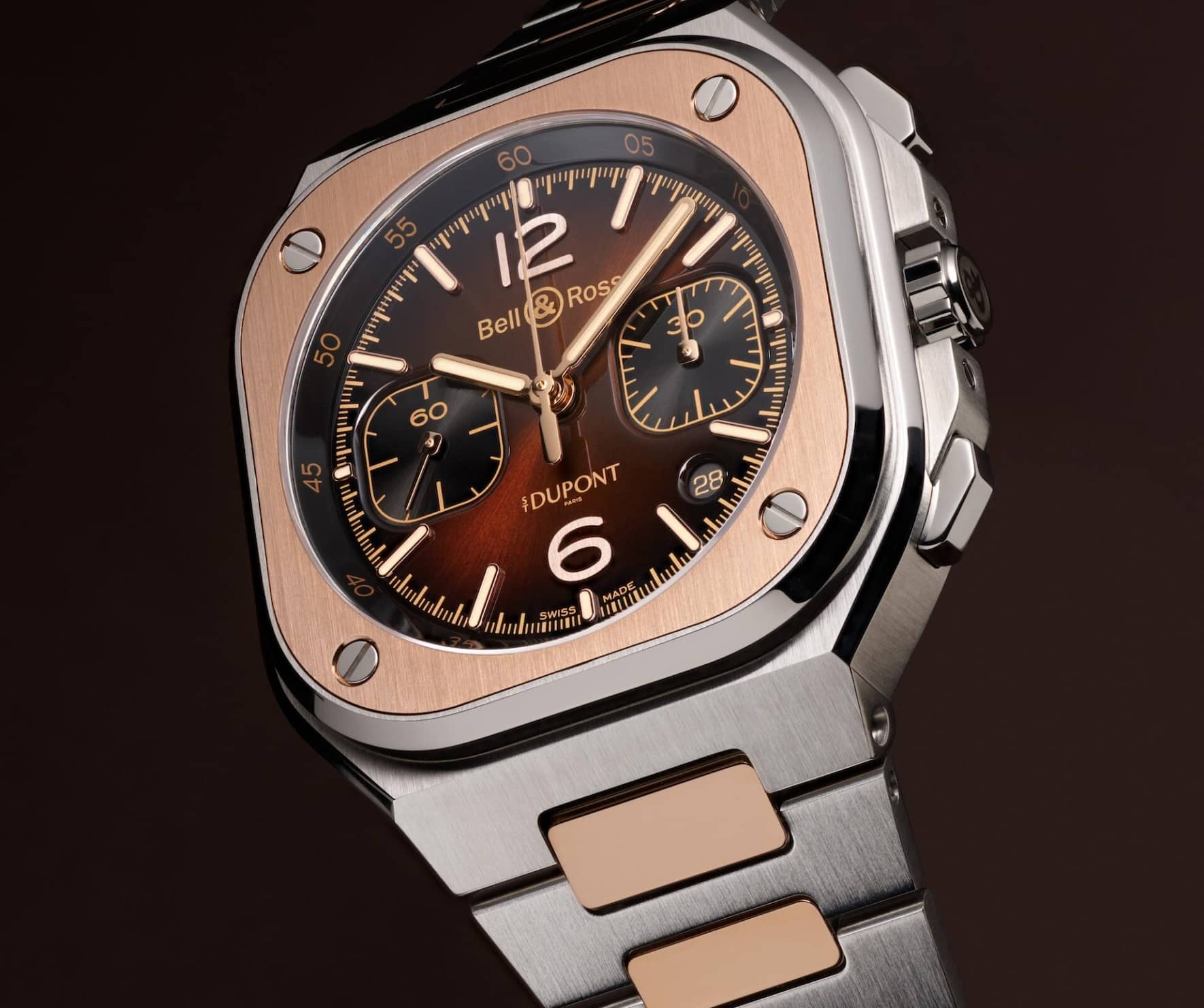 Der Chronograph von Bell & Ross kombiniert einen Sonnenschliff mit einem Farbverlauf auf seinem havannabraunen Zifferblatt.