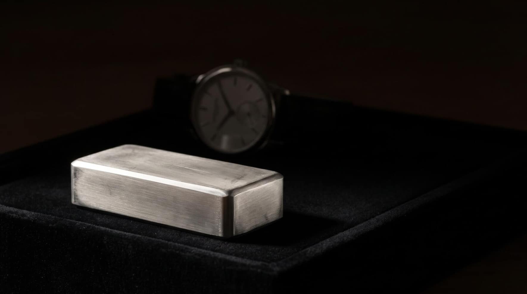 Platin ist schwer zu verarbeiten, dafür aber auch ein vielfach verwendbares Metall.