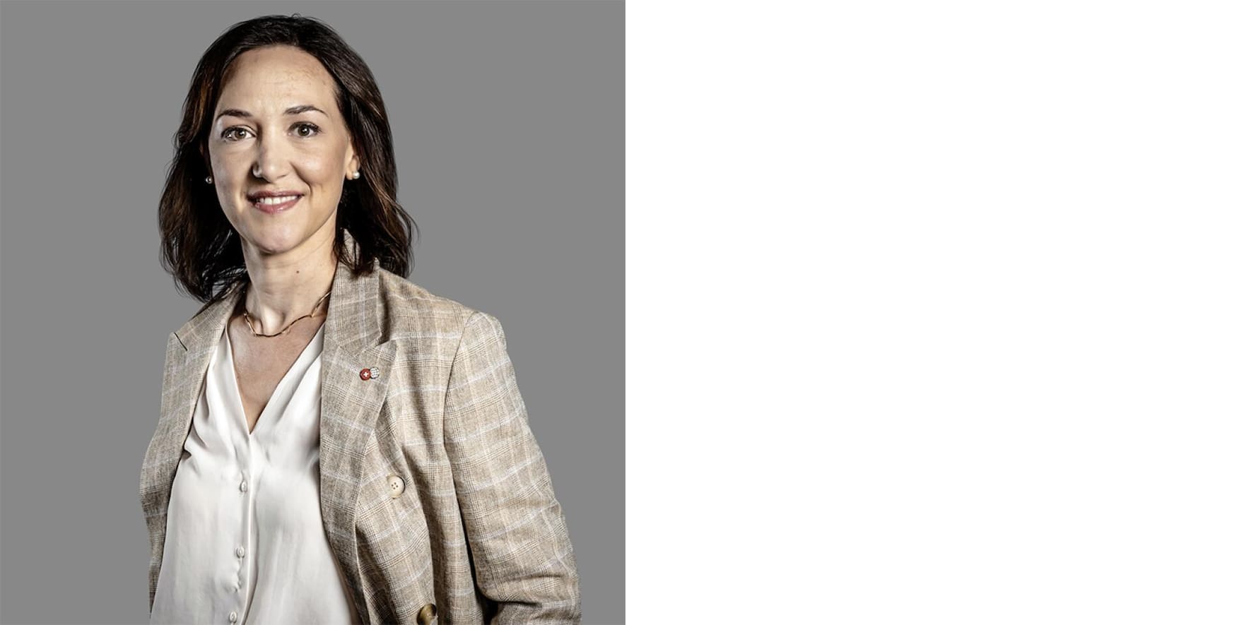 Karin Taheny Kopie.png