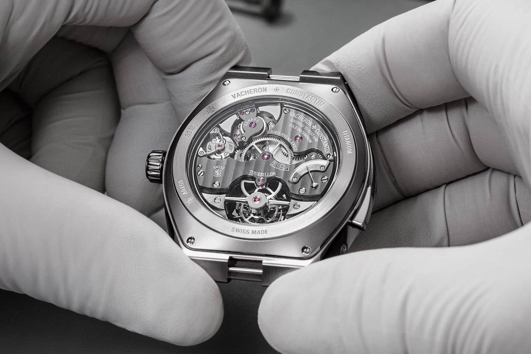 Vacheron Constantin erschuf mit der Overseas Grand Complication Openface eine wasserdichte Minutenrepetiton in einer Sportuhr.