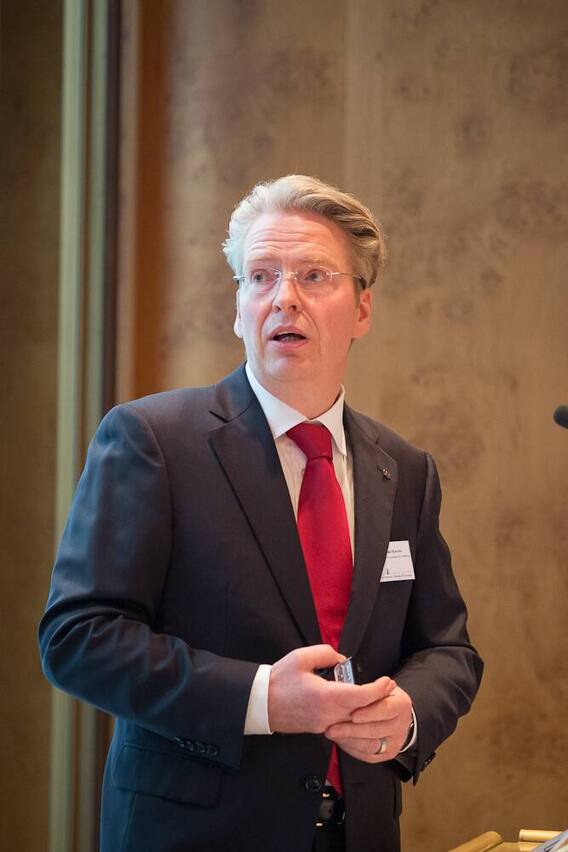 buscher-1140.jpg