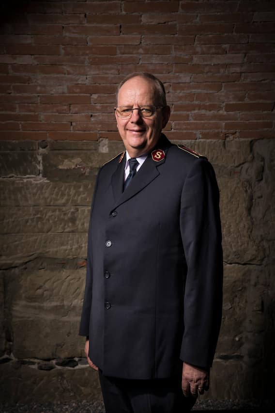 Andre Cox, Heilsarmee