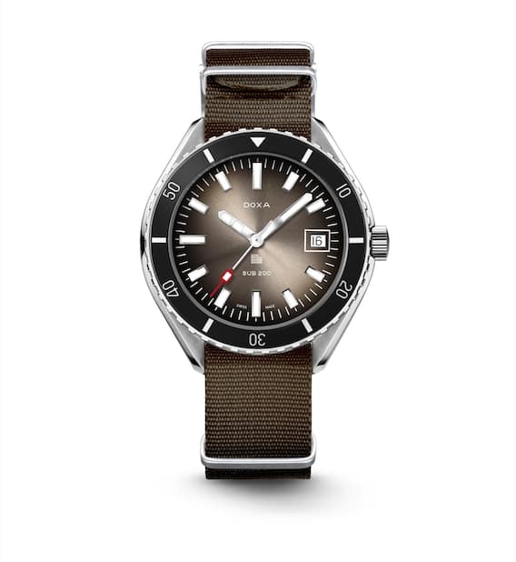 DOXA x Gioielleria GRANDE present the first special series dedicated to Italy: “DOXA SUB 200 Grande Roma”