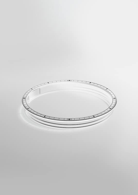 Chopard schleift die Tonfeder mitsamt dem Uhrenglas aus einem Block aus Saphirglas.
