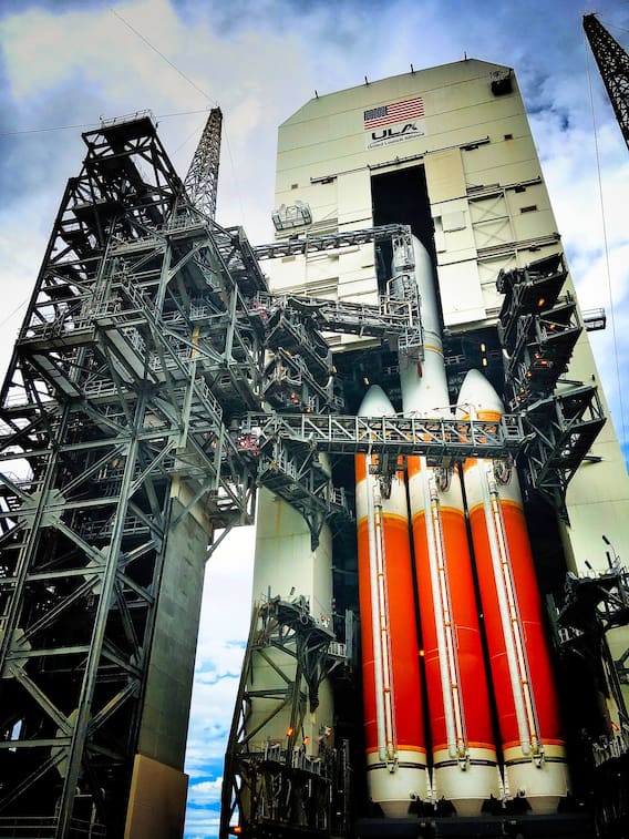 Die Delta IV Heavy ist mit 70,7 Meter Höhe die grösste Rakete in Diensten der NASA. Ein Start kostet 350 Millionen Dollar.