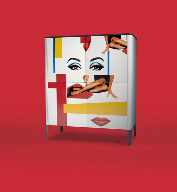 Roche Bobois: Die Kommode Rondo ist mit einem Motiv bedruckt, das an das Filmplakat von «Frauen am Rande des Nerven-zusammenbruchs» erinnert.