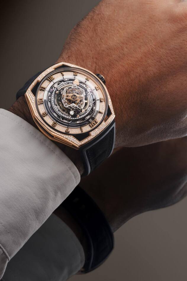 Conical Tourbillon Infinity Diamonds