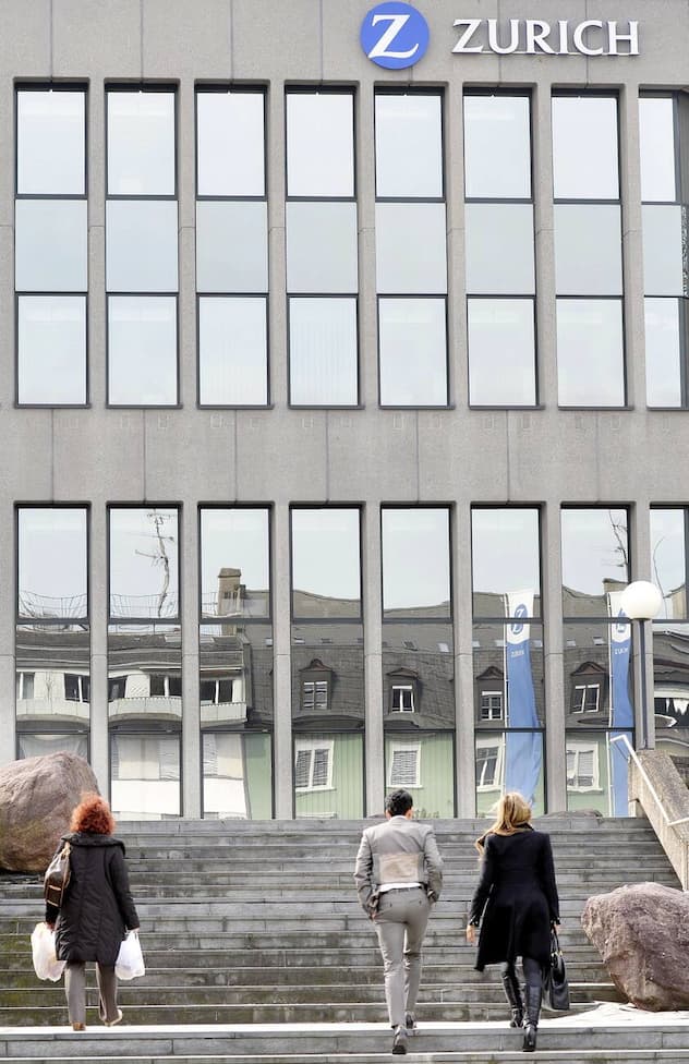 Sitz der Zurich an der Zuercher Austrasse am Dienstag, 11. Maerz 2014. Der Versicherungskonzern Zurich baut bis zu 800 Stellen ab. Derzeit zaehlt der Versicherungskonzern ueber 55'000 Angestellte. Wie viele Stellen in der Schweiz abgebaut werden, gab Zurich noch nicht bekannt. (KEYSTONE/Walter Bieri)