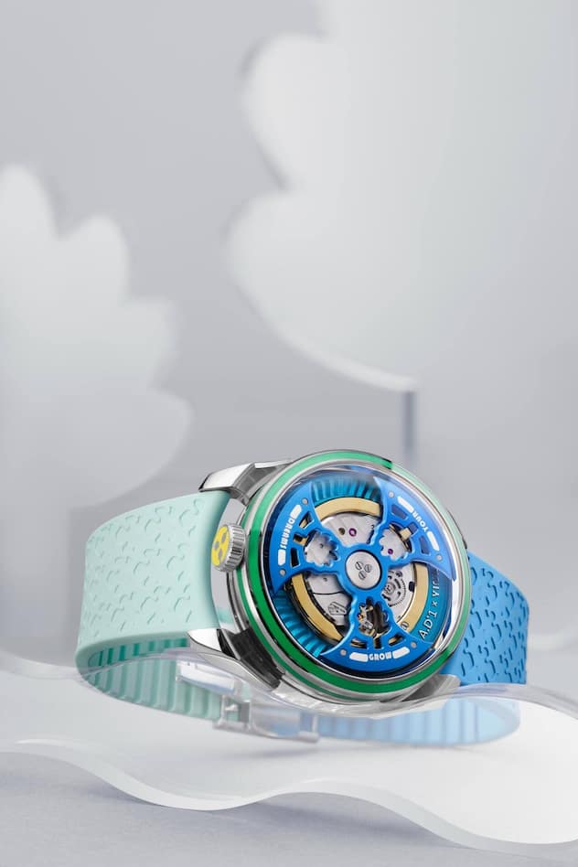 Die Uhr zum Thema Wasser.