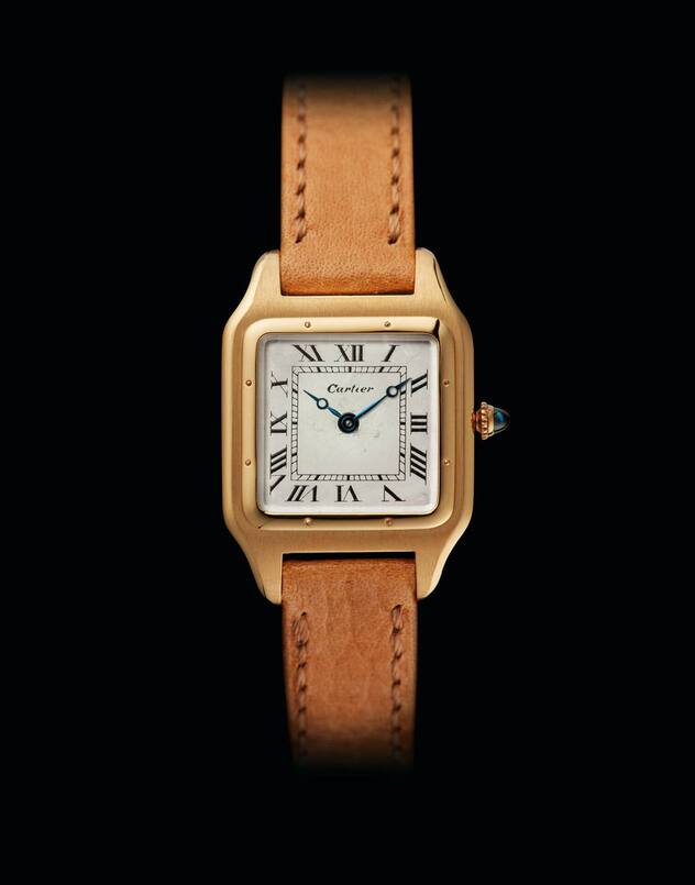 1915: Cartier Santos