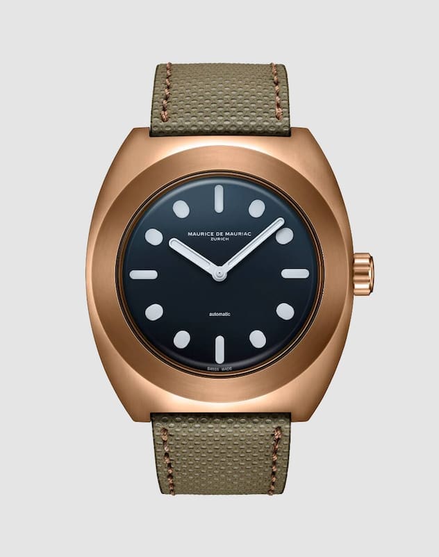 Maurice de Mauriac Pillow Watch Eine Uhr für Insider. Mit ihrem Design trägt sie das Wilde der 70er Jahre in sich. Mit dem 45-mm-Durchmesser tickt sie gegen den Kleiner-Trend und wirkt geradezu skulptural. 4900 Fr.