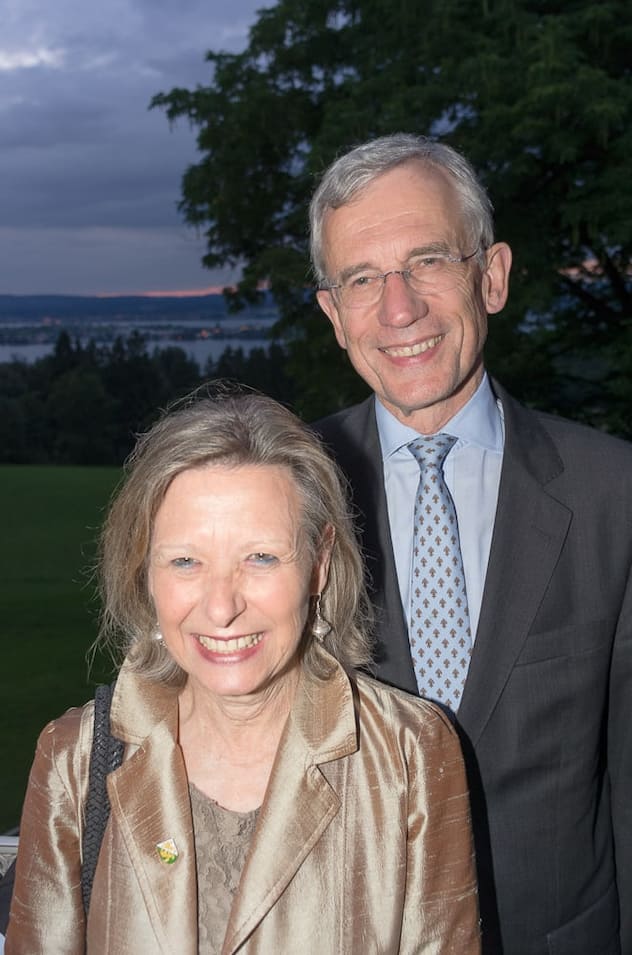 Genossen den Sommerabend auf dem Wolfsberg: der deutsche Botschafter in der Schweiz, Peter Gottwald und seine Frau Verena Gottwald