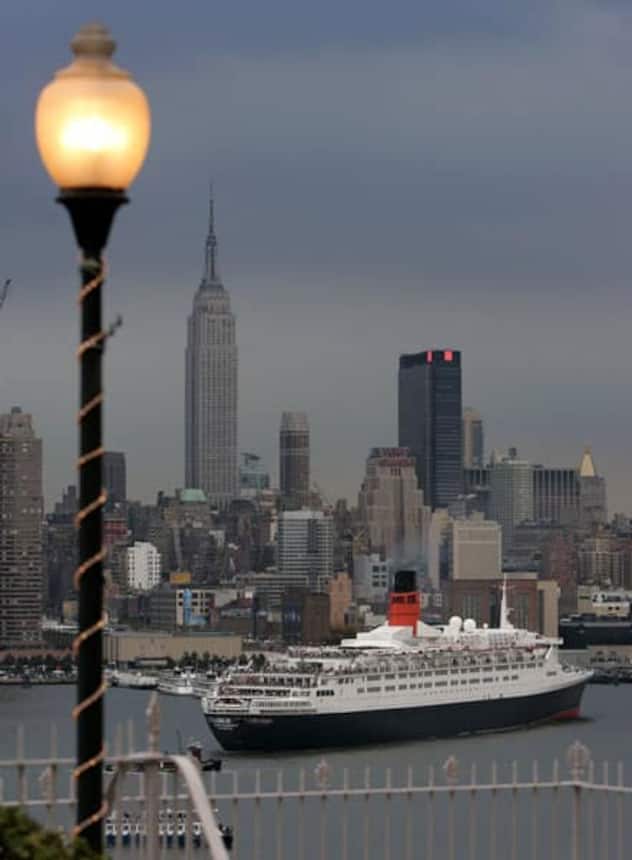 Rang 2: Queen Elizabeth (2068 Passagiere)
2014 Rang 1