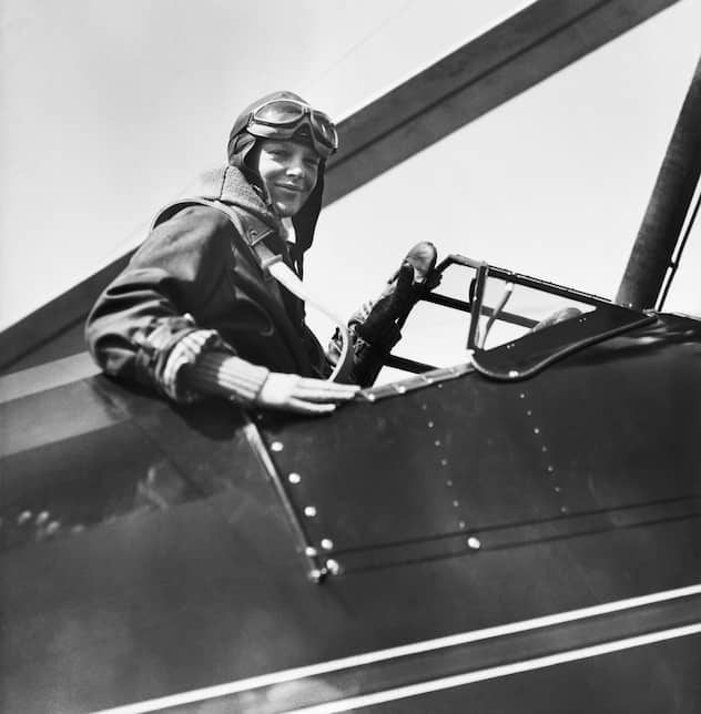 Amelia Earhart überquerte den Atlantik 1928 und 1932.