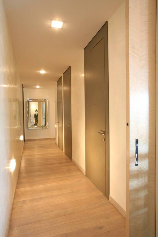 Insgesamt bietet die Liegenschaft sieben Zimmer.