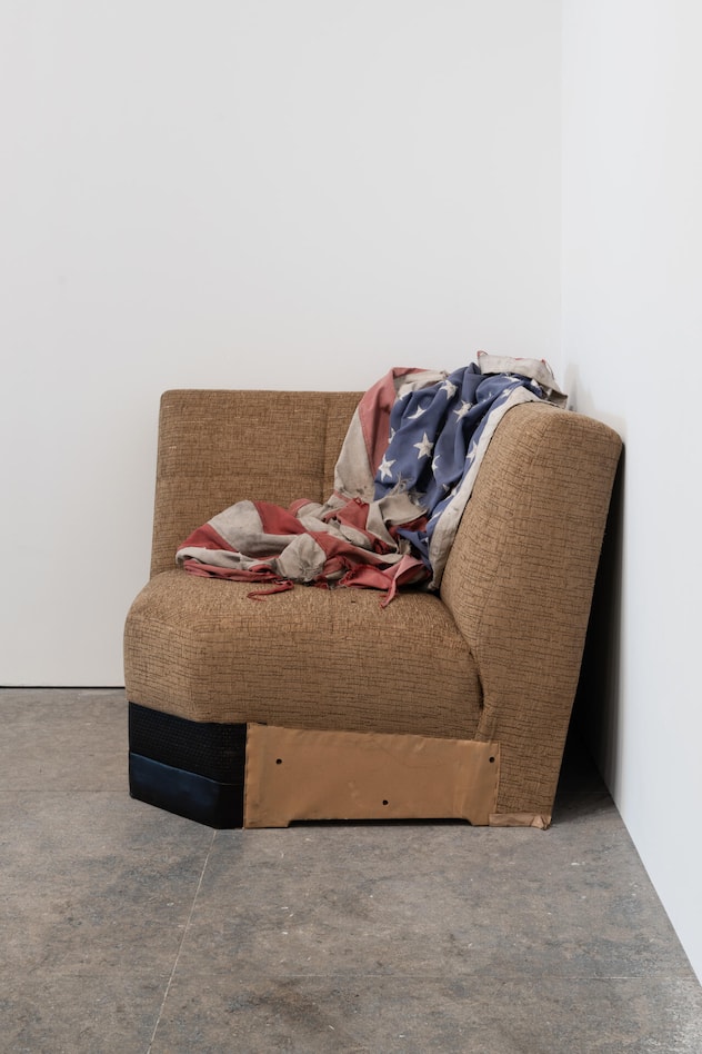 <p>Ser Serpas «Time Is Dealing», 2024, Whitney Biennial, New York.</p>