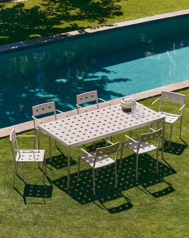 <p>Das 2002 gegründete Unternehmen Hay will mit seinen frischen Möbel- und Accessoire-Ideen Freude ins Leben bringen, ohne das Portemonnaie zu sprengen.</p>