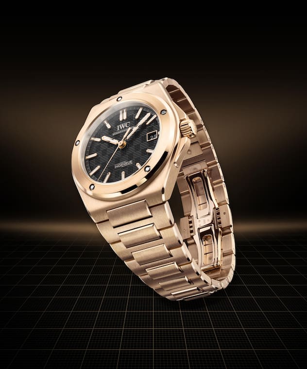 <p>IWC, Ingenieur</p><p>Die Ingenieur Automatic 40 verfügt über ein Gehäuse und ein integriertes Armband aus 18 Karat Rotgold, ein schwarzes Zifferblatt, Appliken aus Gold sowie vergoldete Zeiger. Preis: 47’800 Franken.</p>