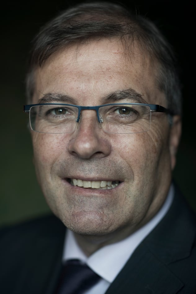 Jean-Michel Cina (CVP), PrÃ¤sident des Staatrates des Kantons Wallis im Zimmer 203 des RegierungsgebÃ¤udes in Sion.