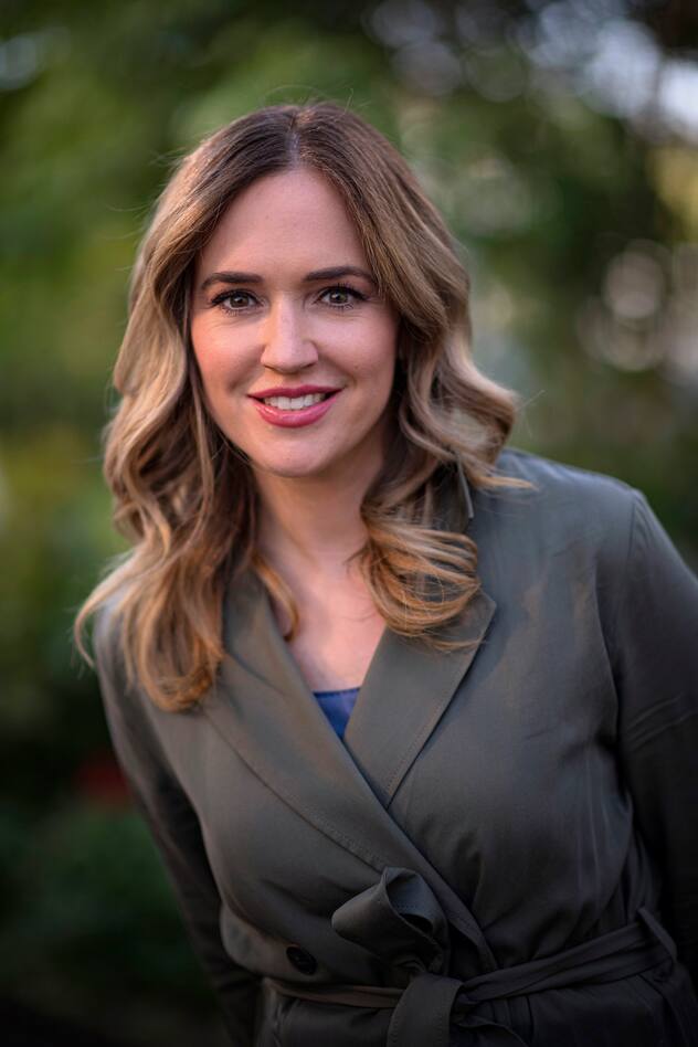 Portrait von  Patrizia Laeri, fotografiert im Garten des SRF in Leutschenbach.27.04.2019.(URS JAUDAS/TAMEDIA AG)