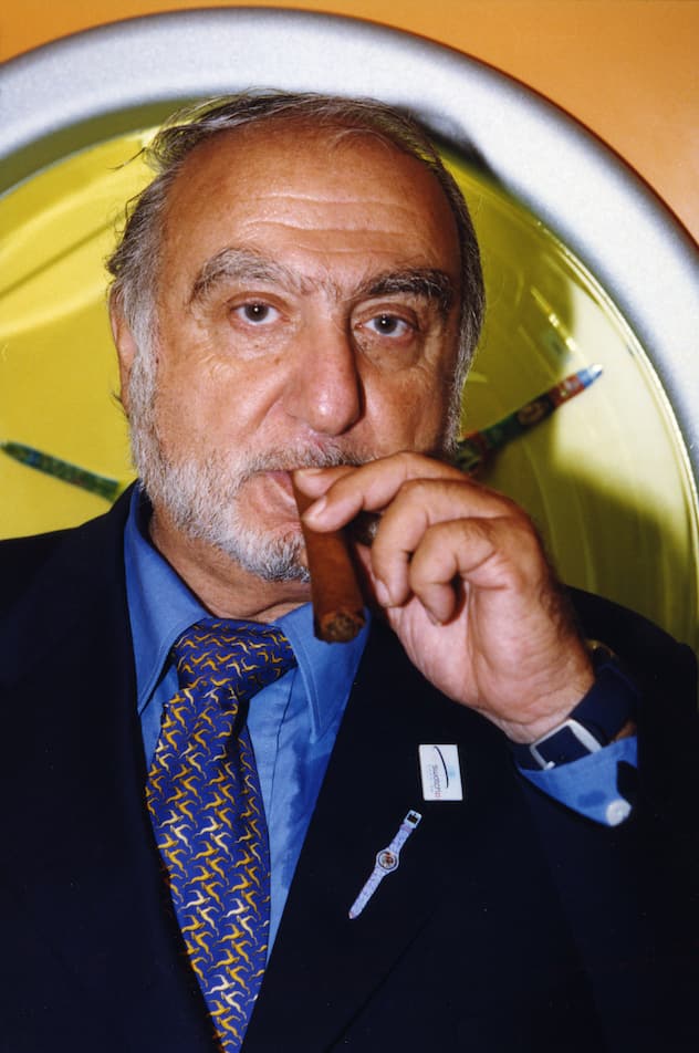 Portrait von Nicolas Hayek senior mit Zigarre