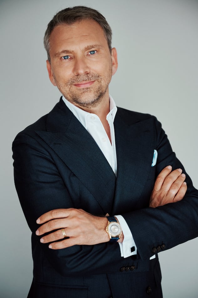 CEO von La Prairie: Simone Gibertoni expandiert vom Stammhaus in ­Montreux nach ­Saudi-Arabien und China. Dort eröffnet das Unternehmen bald Langlebigkeits-­Resorts, die sich an eine wohlhabende Klientel richten. ­Zusammen mit ­lokalen Partnern ­investiert das Unternehmen rund 500 Millionen Franken.