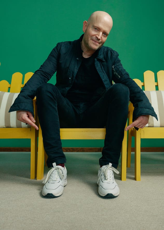 Prominenter BotschafterHollywood-Regisseur Marc Forster vermied dank GNL-Schuhen eine Operation und ist nun Aktionär.