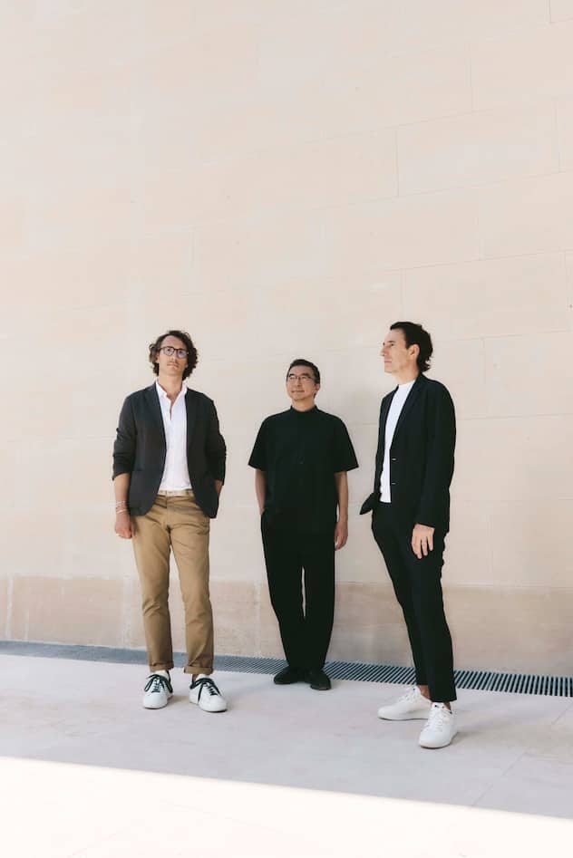 die begabtengestalterLandschaftsarchitekt Christophe Gautrand, Architekt Sou Fujimoto und Designer Gwenaël Nicolas (v.l.) ­haben Ruinarts neues Besucherzentrum entworfen.