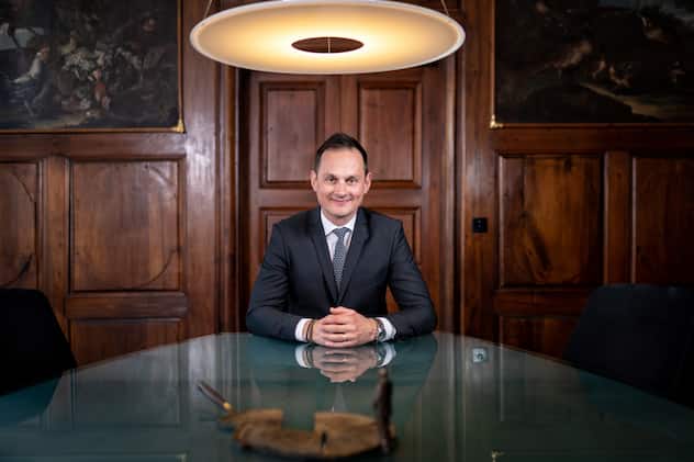 Privatbankier. Remy Reichmuth von der Privatbank Reichmuth & Co in Luzern ist noch einer der letzten Privatbankers der Schweiz. Aufgenommen am 10.10.2018 in Zuerich. Bild Â© Remo Naegeli