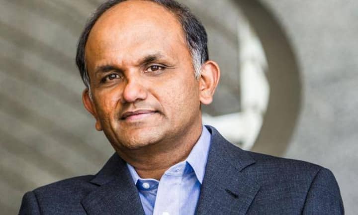Shantanu Narayen, der seit mittlerweile schon acht Jahren die Geschicke des Softwareriesen Adobe leitet, oder ...