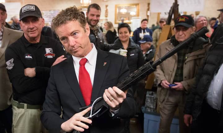 Rand Paul – «Defeat the Washington Machine. Unleash the American Dream»Auf das Allernötigste reduzieren wollte Rand Paul den Einfluss des Staates. Zugleich vertrat der 53-jährige Senator aus Kentucky eher liberale Haltungen in der Drogenpolitik und beim Schutz der Bürgerrechte.