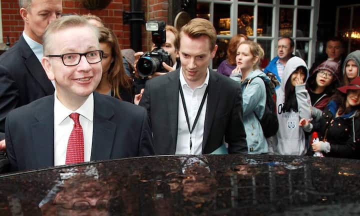 Die VerbündetenJohnsons wichtigste Verbündete bei der Brexit-Kampagne waren Justizminister Michael Gove…