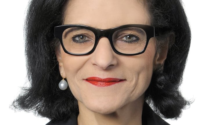 ImmaterialgüterrechtSie brauchen juristischen Beistand in puncto Patent-, Marken-, Design- oder Urheberrecht? Dann sind die bei der Kanzlei Walder Wyss (im Bild Magda Streuli-Youssef ) gut aufgehoben. Sie beschäftigen sich mit den Rechten an immateriellen Gütern.