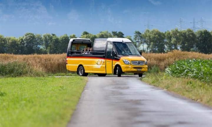 Der Mercedes Sprinter ist acht Meter lang und wurde in Chur lanciert.