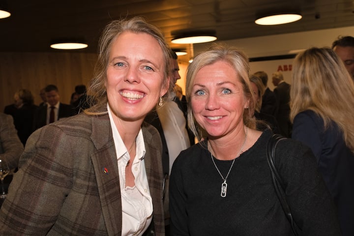 Kristina Danielson, UBS Switzerland AG;Carin Simonson, EF Education First