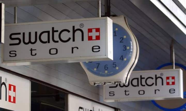 Swatch: Seit dem Höchstkurs von etwa 600 Franken Ende 2013 ist die Aktie des Uhrenherstellers deutlich gesunken. Der SNB-Entscheid liess den Titel um 23 Prozent innert eines Tages abstürzen. Den Verlust hat die Swatch-Aktie knapp aufgeholt, sie steht 0,2 Prozent höher als Anfang Januar. Der Weltkonzern gehört im SMI zu den Kleinen.