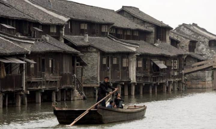 Hier sind die Top Ten der grössten Staatsfonds der Welt (laut Sovereign Wealth Fund Institute):
10. Platz: National Social Security Fund (China)
Der Fonds ist einer von mehreren chinesischen Staatsfonds und soll zur Deckung von künftigen Sozialausgaben dienen. Die 236 Milliarden Dollar sind vor allem in festverzinsliche Anlagen und chinesische Aktien investiert.