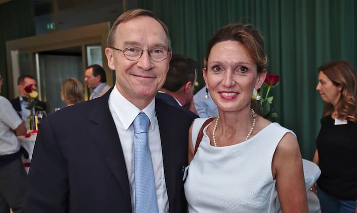 Pietro Simmen, Simmen Wirth & Partner AG;
Karin Kofler, Bilanz