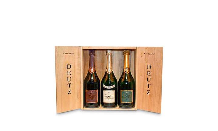 Deutz Lädt ein zur Verkostung. Geschenkbox mit drei Flaschen Deutz Brut Classic, Rosé und Blanc de Blancs 2007 (220 Franken).