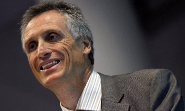 Platz 11: Julián Díaz González - CEO von Dufry
Das Jahr zuvor hat er zwar noch 2 Prozent mehr verdient, mit einem Lohn von 7,5 Millionen Franken kann man sich jedoch schlecht beklagen.