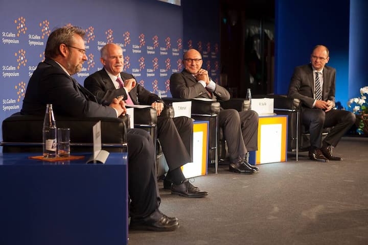Polit-Panel unter der Leitung des Journalisten Wolfgang Münchau: George A. Papandreou, ehemaliger Premierminister von Griechenland; Travor A. Manuel, Minister der Republik Südafrika; Riachard Sulik, ehemaliger Sprecher der Slowakischen Republik