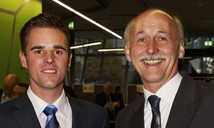 v.l.n.r. Lucas Stadelmann; Maréchaux Elektro AG, René Fasan; V-Zug AG Rene Fasan Informatik