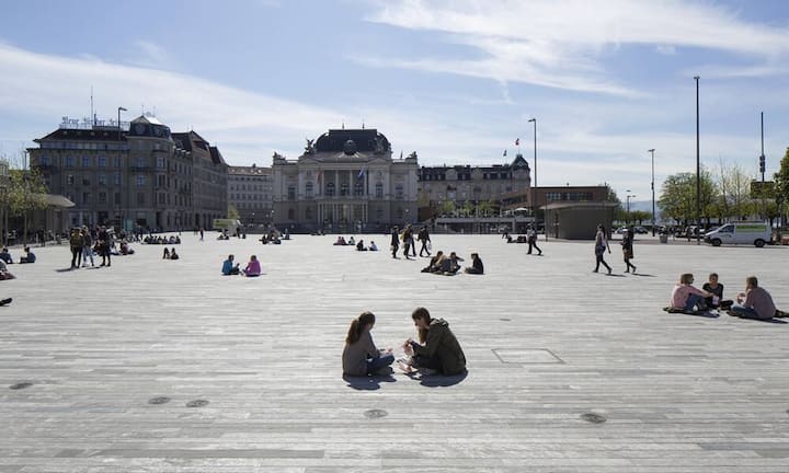 Rang 1 (Vorjahr 1): Zürich