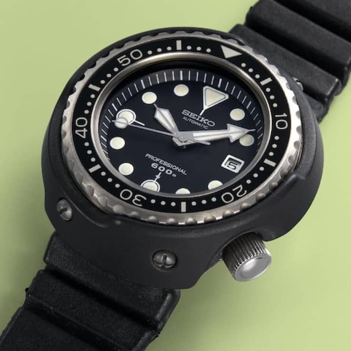 Die Professional Diver’s 600m von Seiko aus dem Jahr 1975 besass ein einteiliges Gehäuse aus Titan. Dank ihrer Form trägt sie unter ihren Fans den Spitznamen «Tuna».