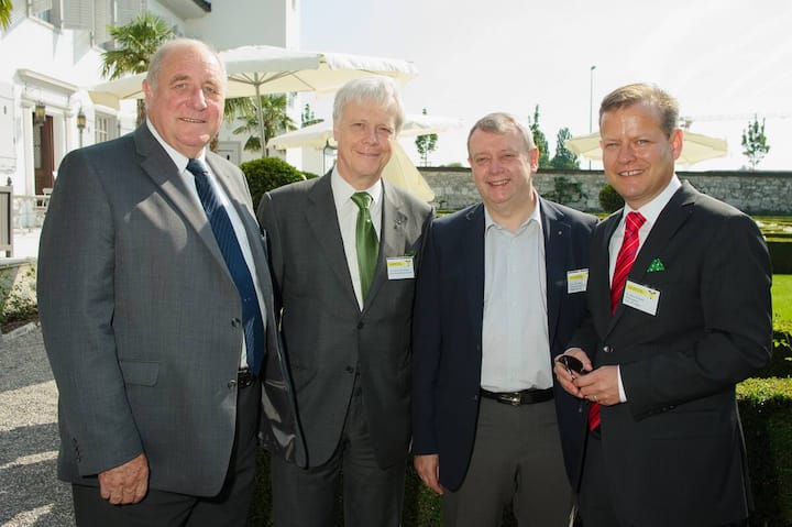 Fritz Wittwer, Präsident EVA, the Basel life sciences start-up agency; Peter E. Burckhardt, ErfindungsVerwertung AG; Hans-Florian Zeilhofer, Mimedis AG, Preisträger; Felix Grisard, Stiftungsrat, W.A. de Vigier Stiftung.