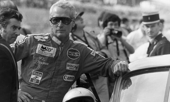 Auf ihrer Rückseite ist die Uhr mit einer Gravur versehen: «Drive Carefully, Me», ist dort zu lesen. Ein Wunsch von Woodward an ihren Ehemann, seine Rennfahr-Leidenschaft doch bitte mit Bedacht auszuüben.
Bild: Keystone/Getty Images