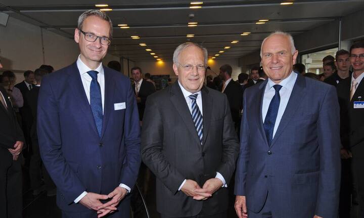 Peter Dietrich, Direktor, Swissmem;
Johann-NIklaus Schneider-Ammann, Bundespräsident;
Hans Hess, Präsident, Swissmem