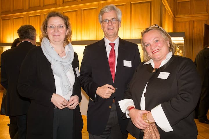 Bergit Sagebiel, Owner, Sagebiel Consult; Felix Thun-Hohenstein, Managing Director Switzerland & Austria, President American Chamber of Commerce in Austria, 3M (Schweiz) AG; Sibylle Schempf, Owner, SSD Branding
