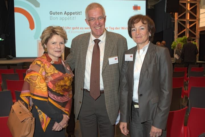 Marie-Gabrielle Ineichen-Fleisch, Direktorin, Eidg. Gepartement für Wirtschaft, Bildung und Forschung WBF; Christoph Lindenmeyer, VRP, Schindler Mangement AG; Franziska A. Tschudi Sauber, CEO, WICOR Holding AG